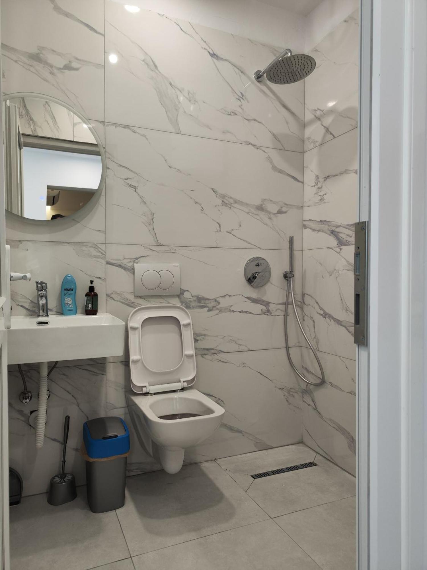 Mia Lake Apartament تيرانا المظهر الخارجي الصورة